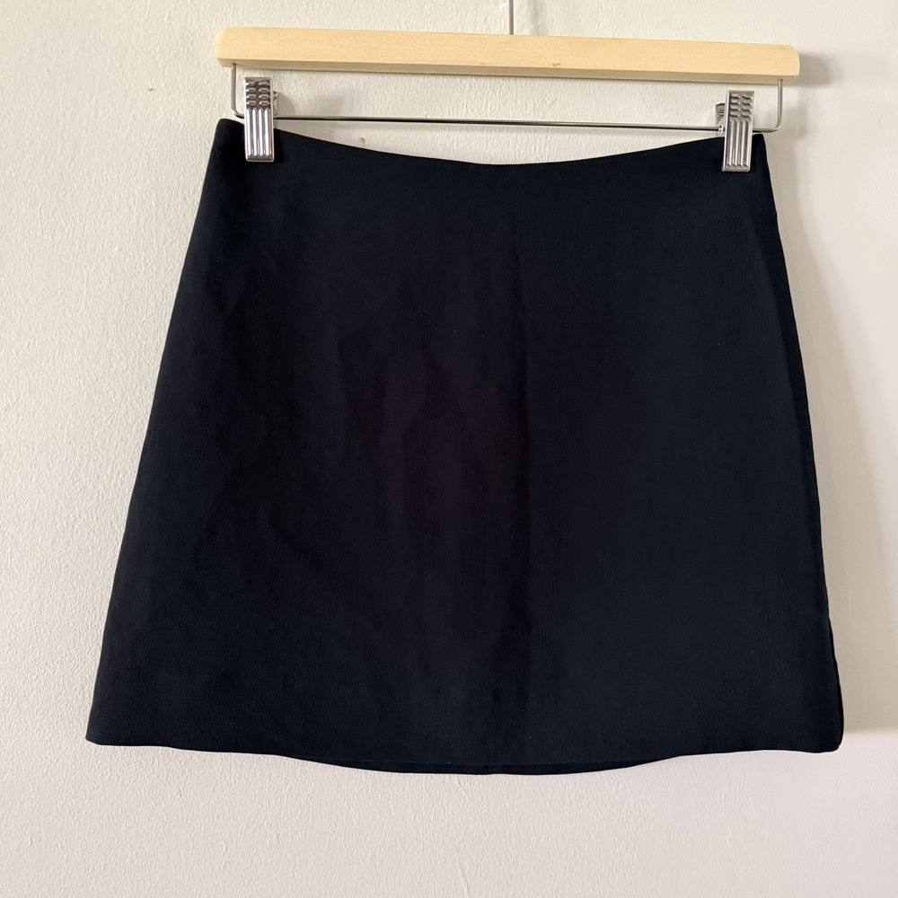 Wilfred Aritzia Black Mini Skirt Size 0